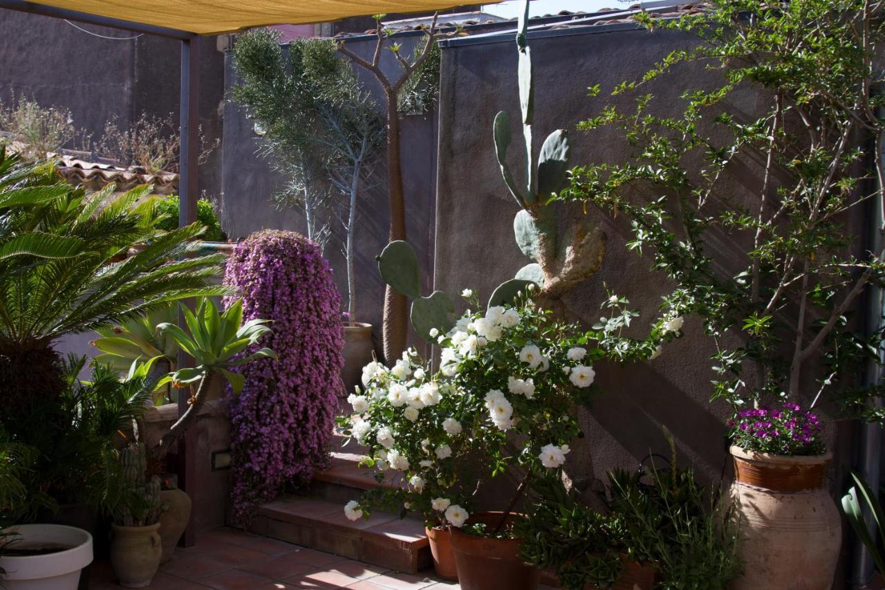 Tre Vie Apartment Con Terrazzo Giardino Pensile Katanya Dış mekan fotoğraf